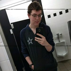 Meet your Posher, Nicholas